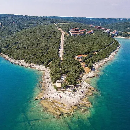 Apartment 1 Bedroom Amazing Apartment In Peruski *
