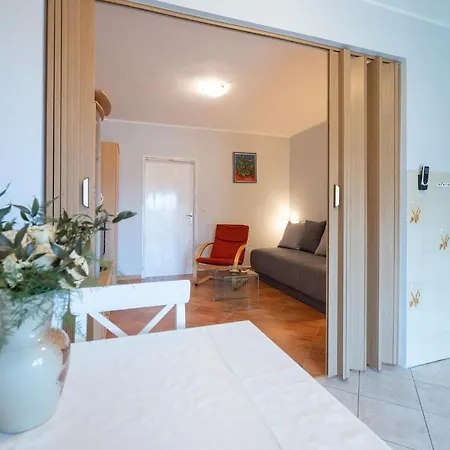 1 Bedroom Amazing Apartment In Peruski Apartment