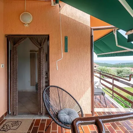 Apartamento Vi *