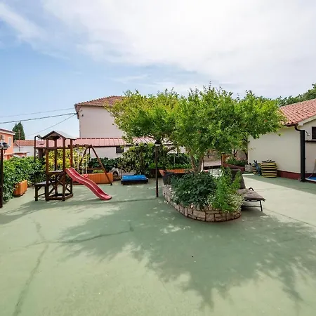 Vi Apartment Peruški