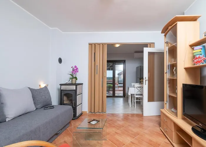 Διαμέρισμα Vi *