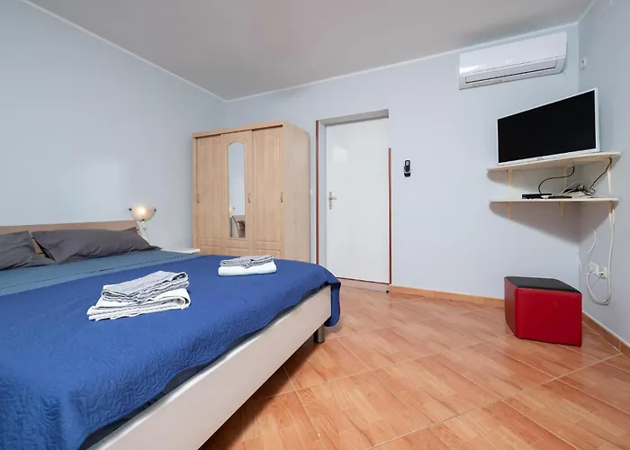 Vi Διαμέρισμα *